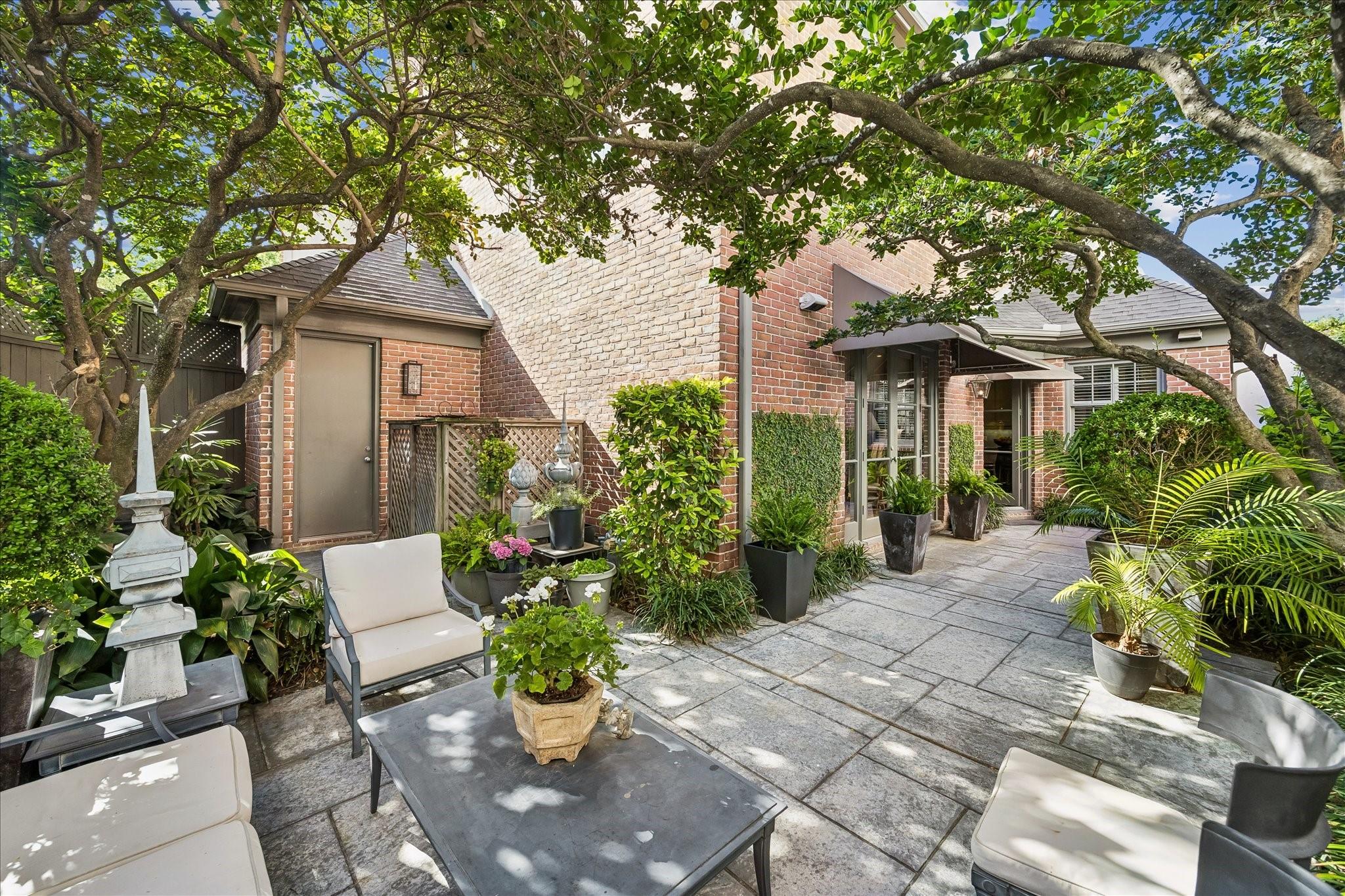 2627 Sutton Court