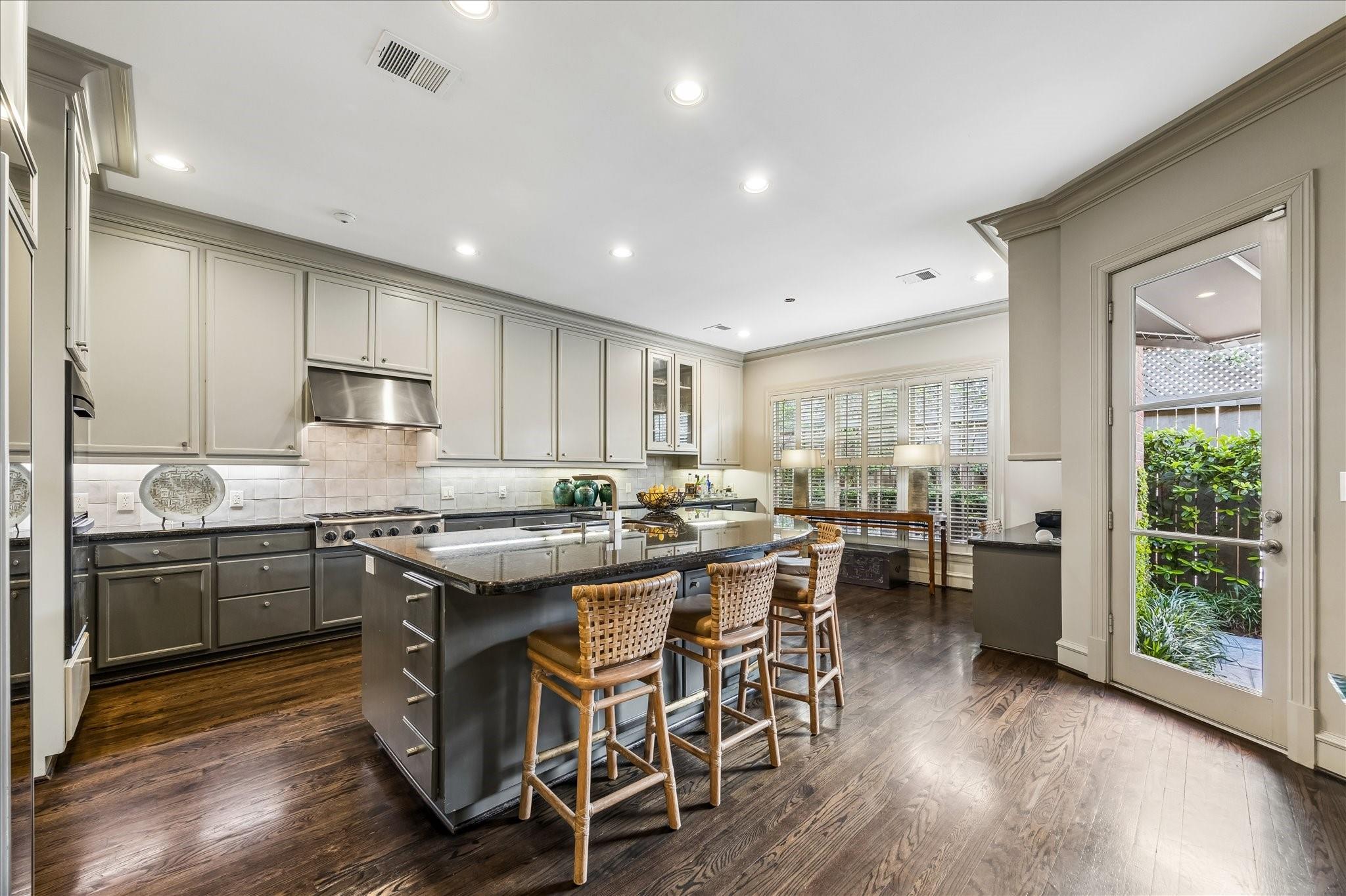 2627 Sutton Court