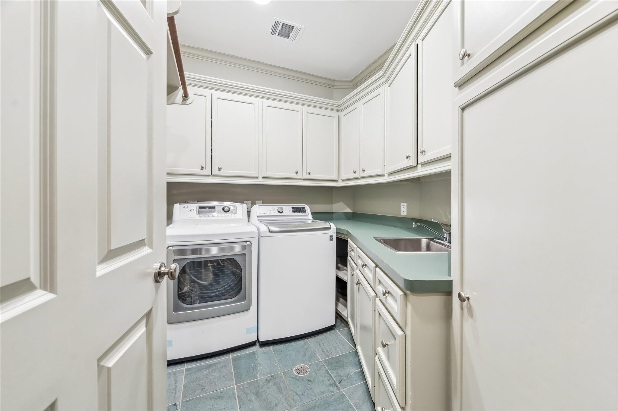 2627 Sutton Court