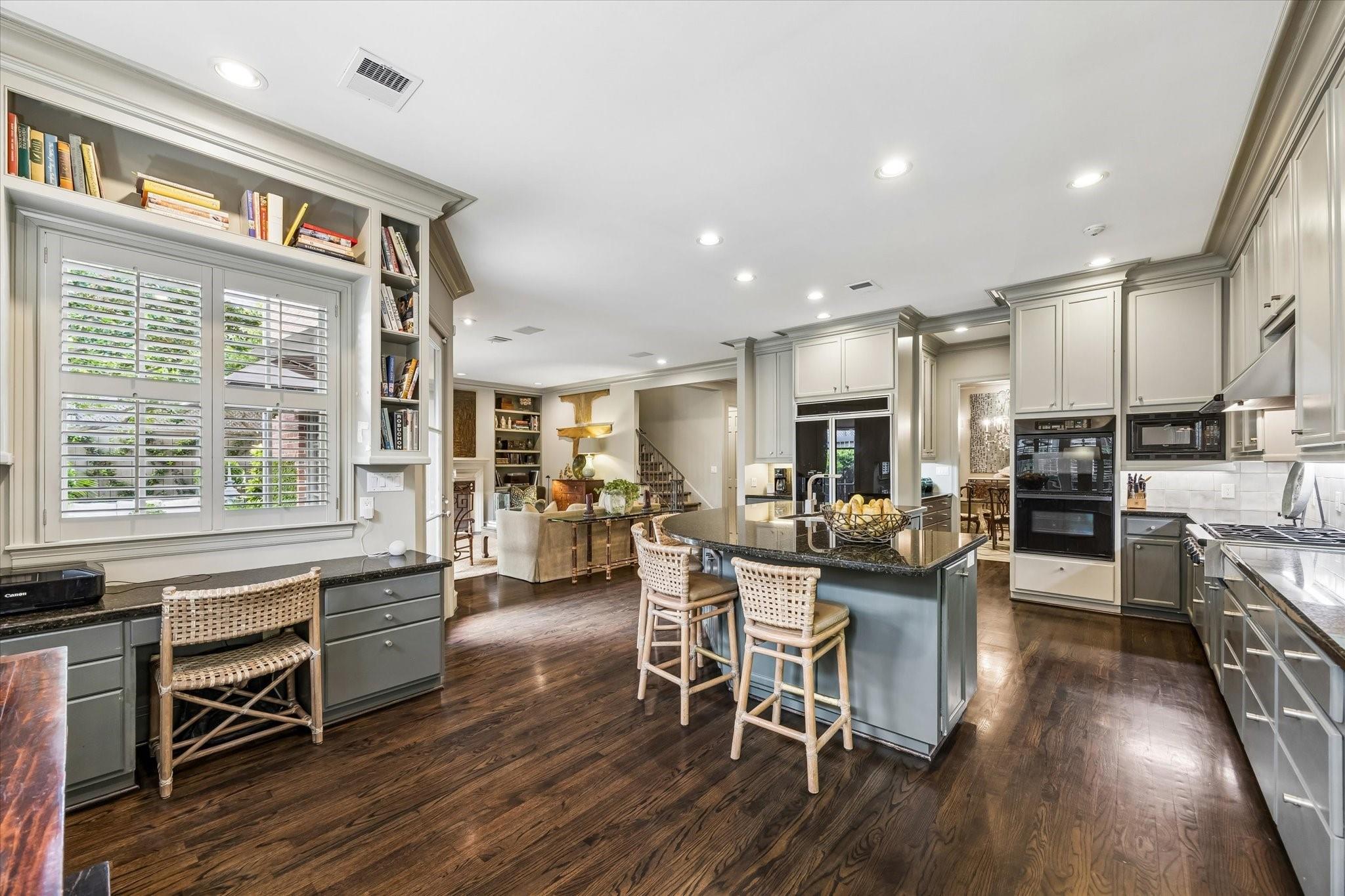 2627 Sutton Court