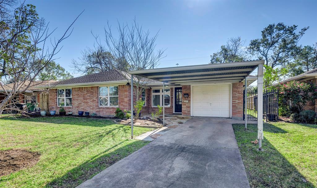 931 Stonecrest Drive
