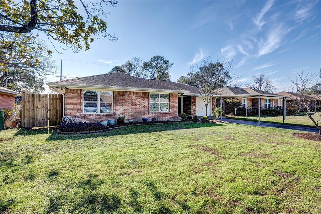 931 Stonecrest Drive