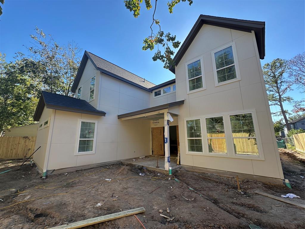 950 W 42nd Street
