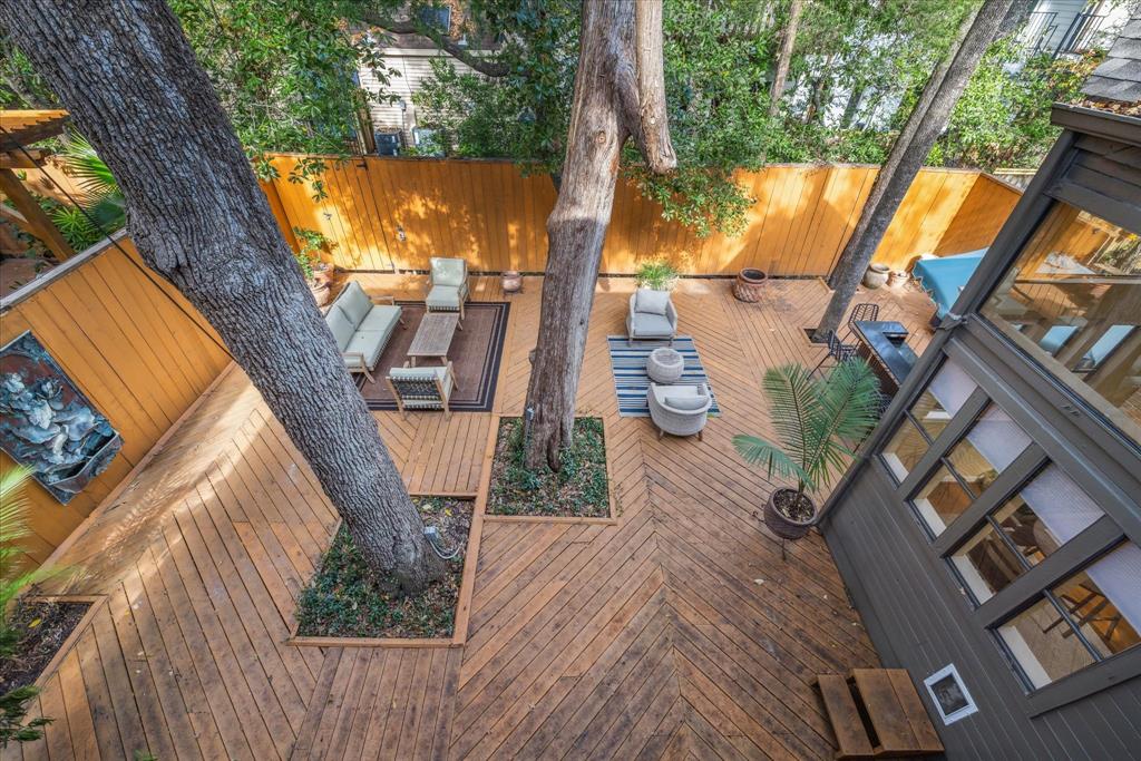 9105 Briar Forest Drive