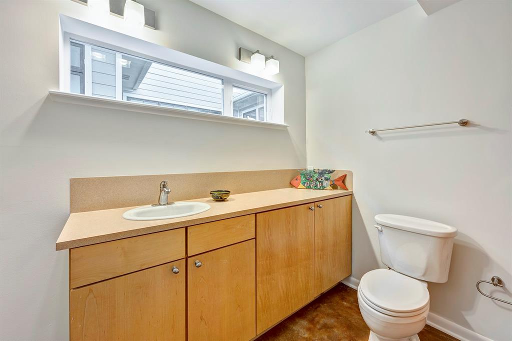 344 W 24th Street
