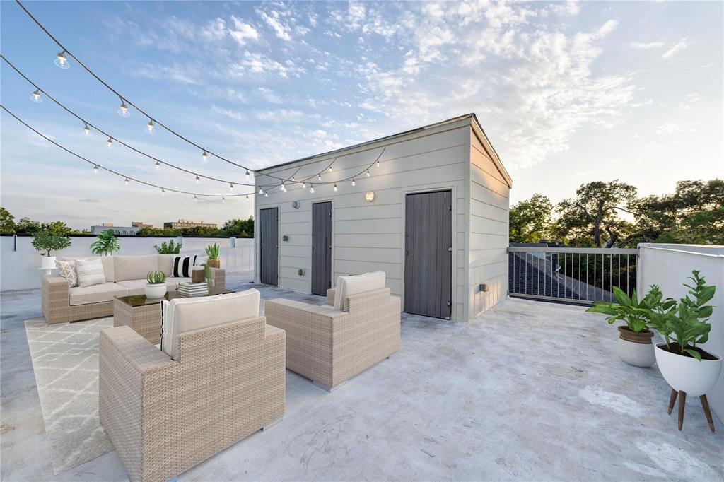 344 W 24th Street