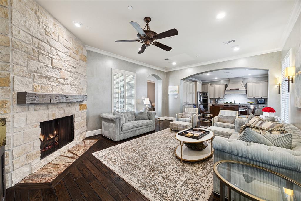 41 N Creekside Court