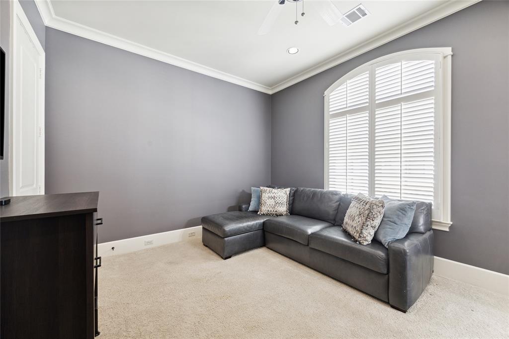 41 N Creekside Court