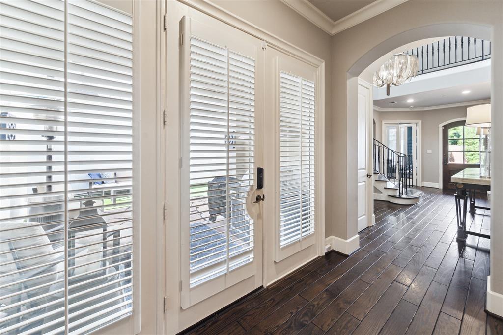 41 N Creekside Court