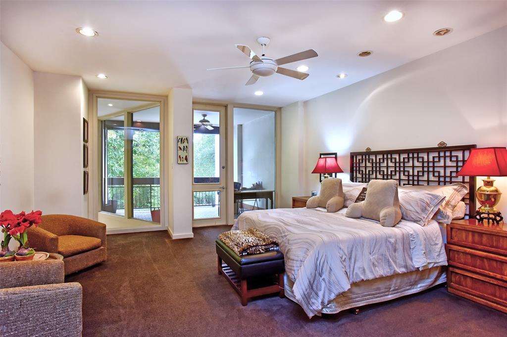 45 Briar Hollow Lane # 10