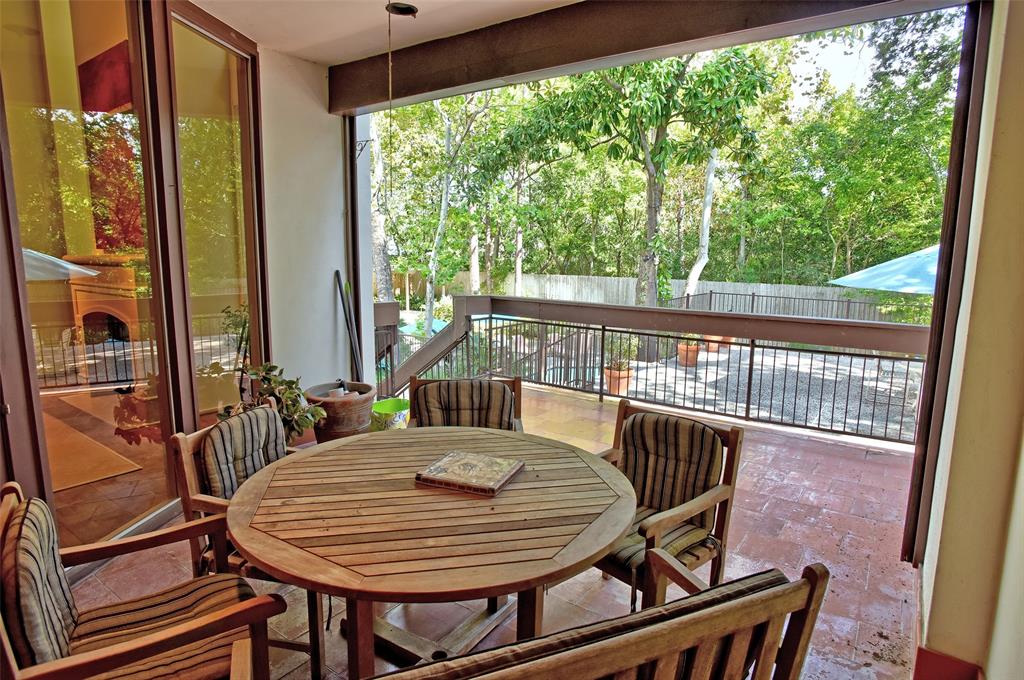 45 Briar Hollow Lane # 10