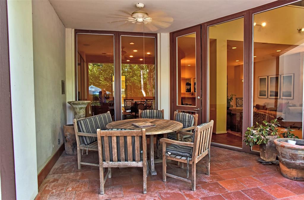 45 Briar Hollow Lane # 10