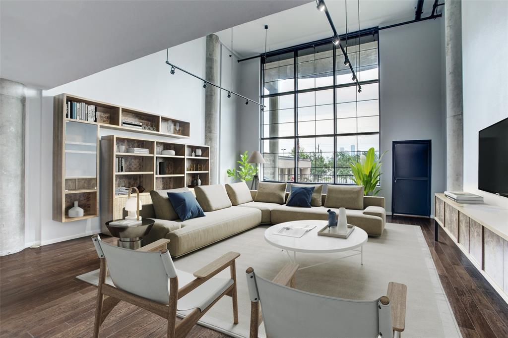 1914 W Gray Street # 105