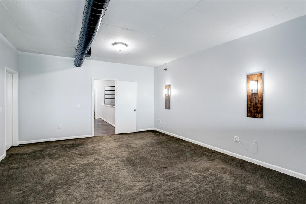 1914 W Gray Street # 105