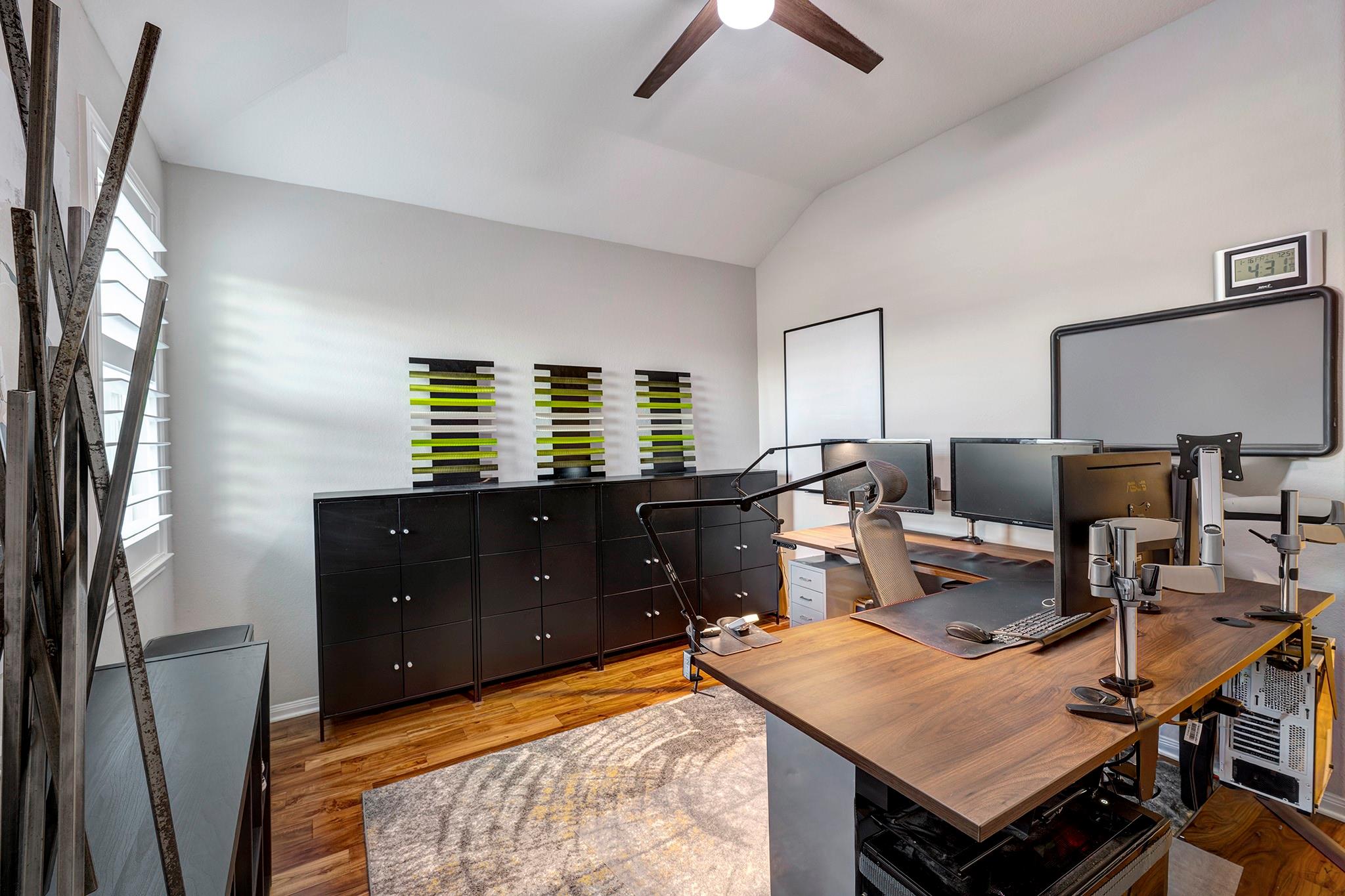 5002 Harvest Knoll Drive