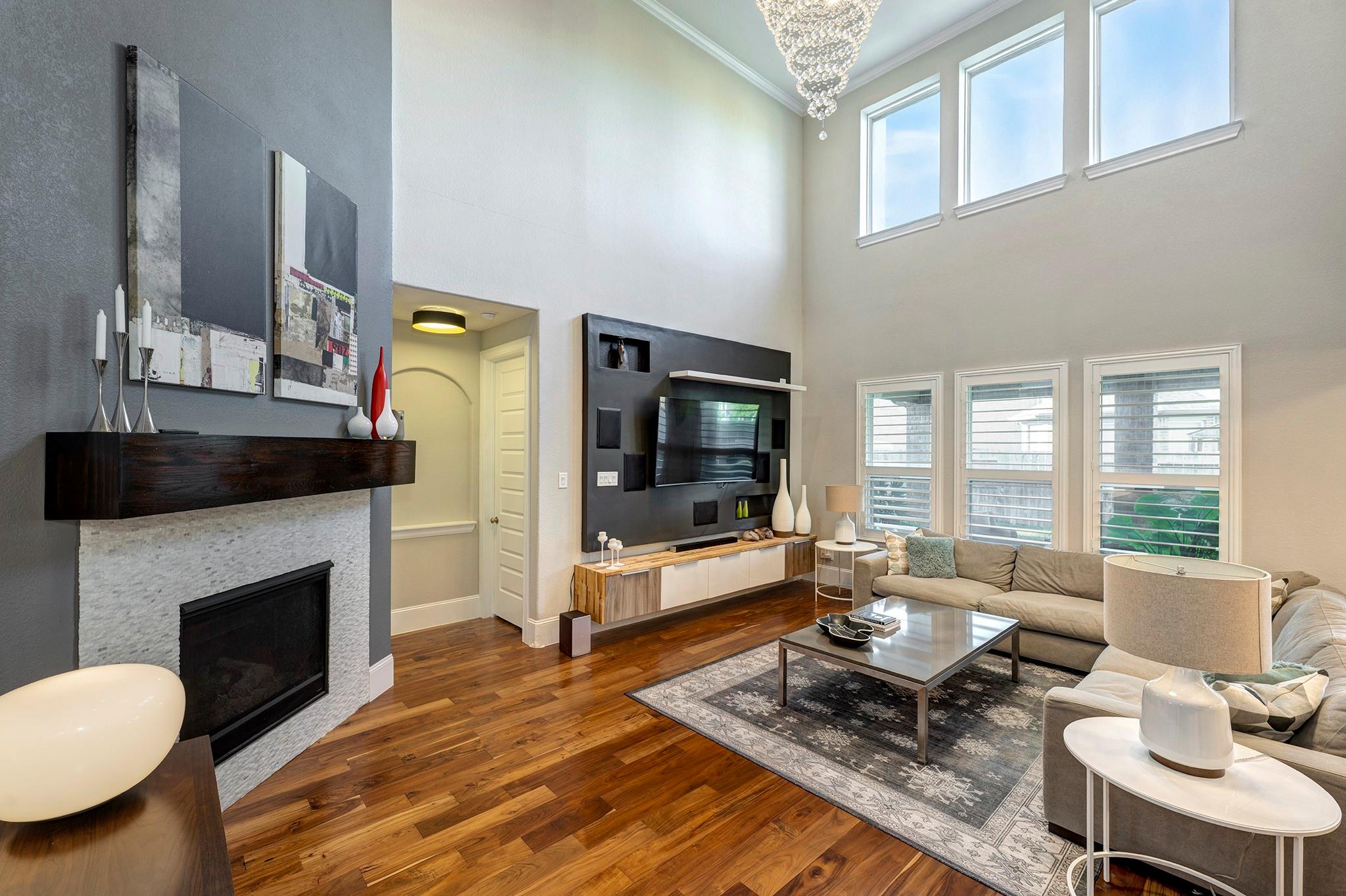 5002 Harvest Knoll Drive