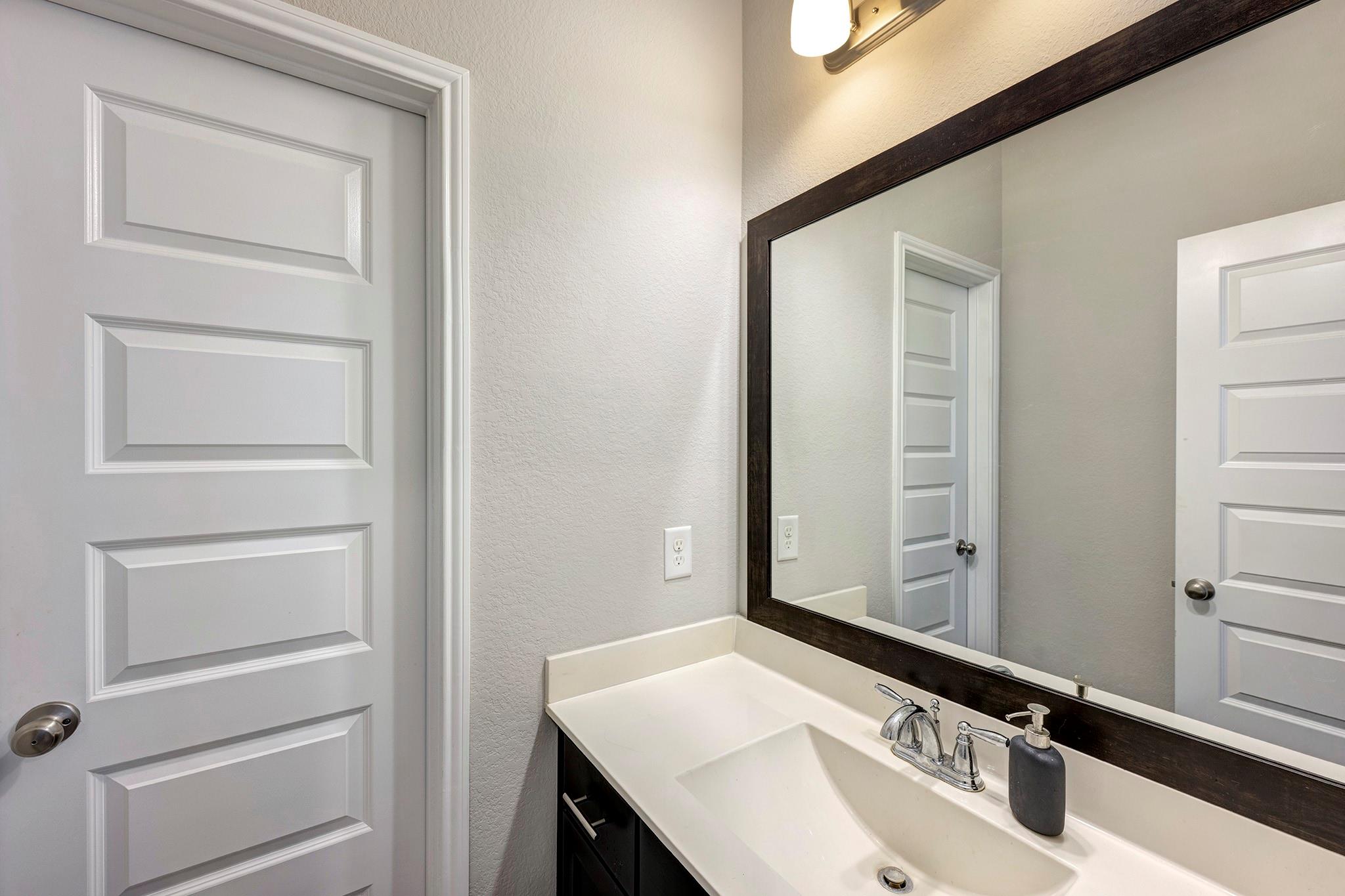 5002 Harvest Knoll Drive