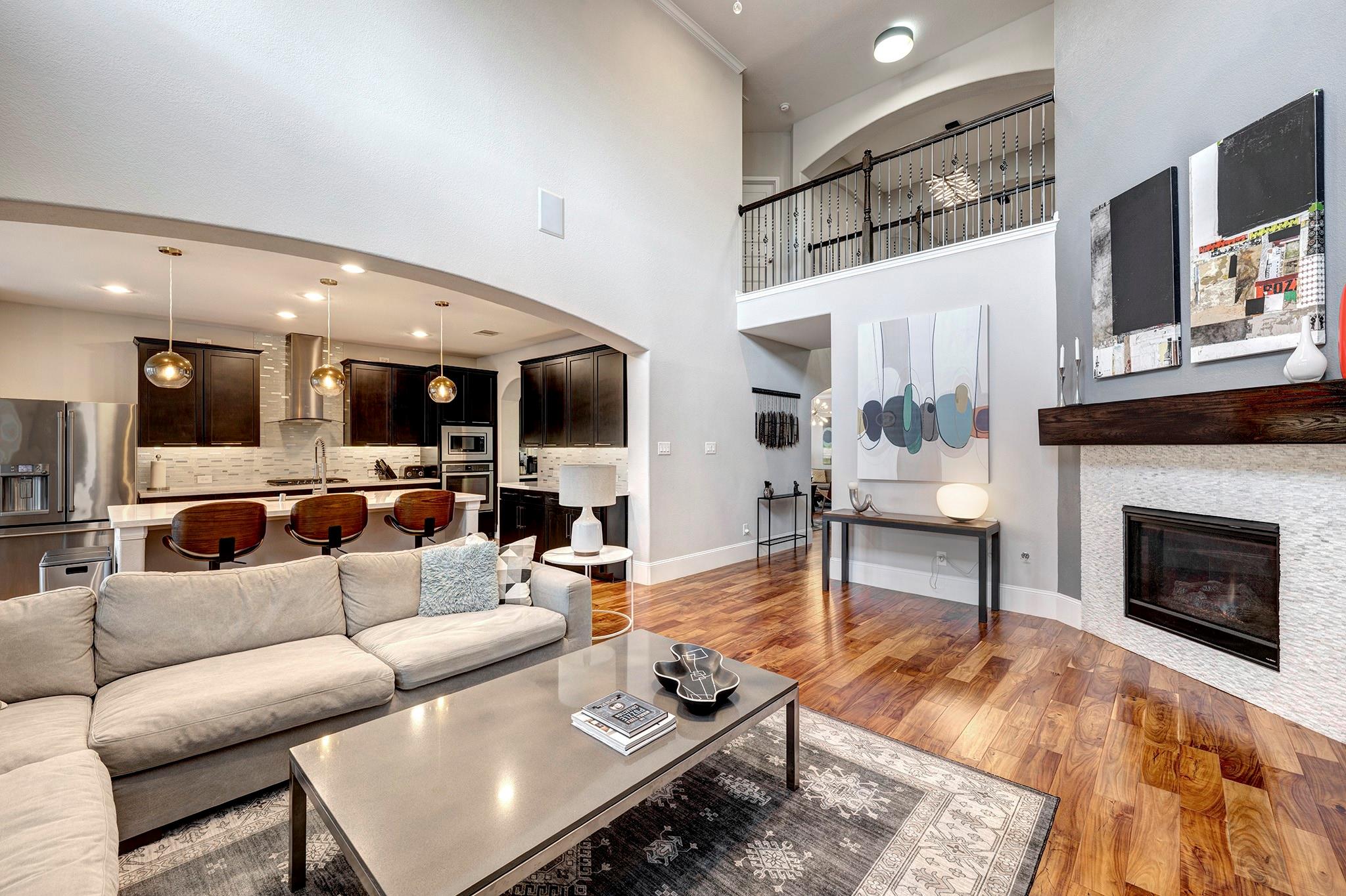 5002 Harvest Knoll Drive