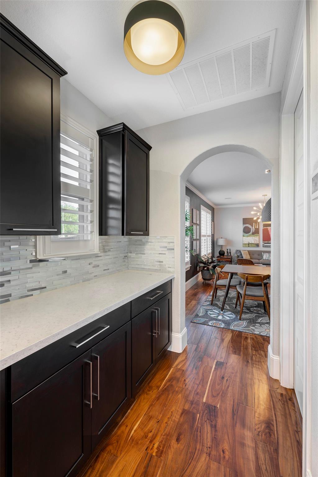 5002 Harvest Knoll Drive