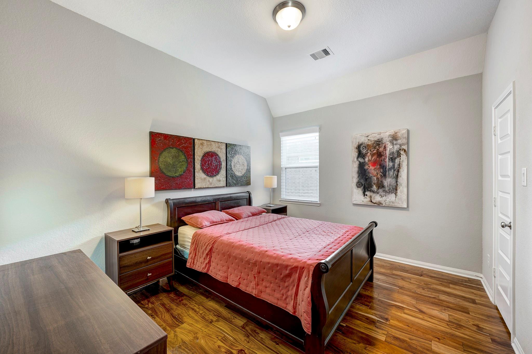 5002 Harvest Knoll Drive