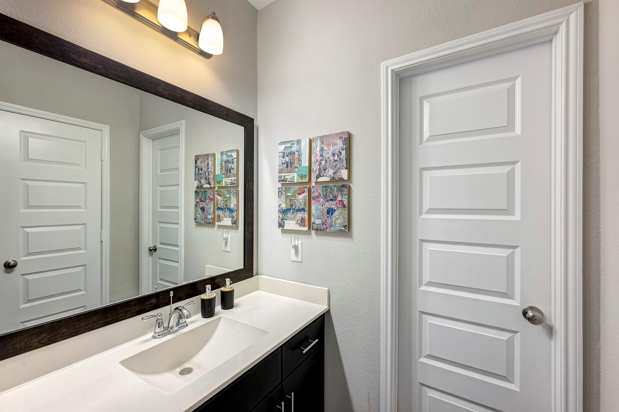 5002 Harvest Knoll Drive