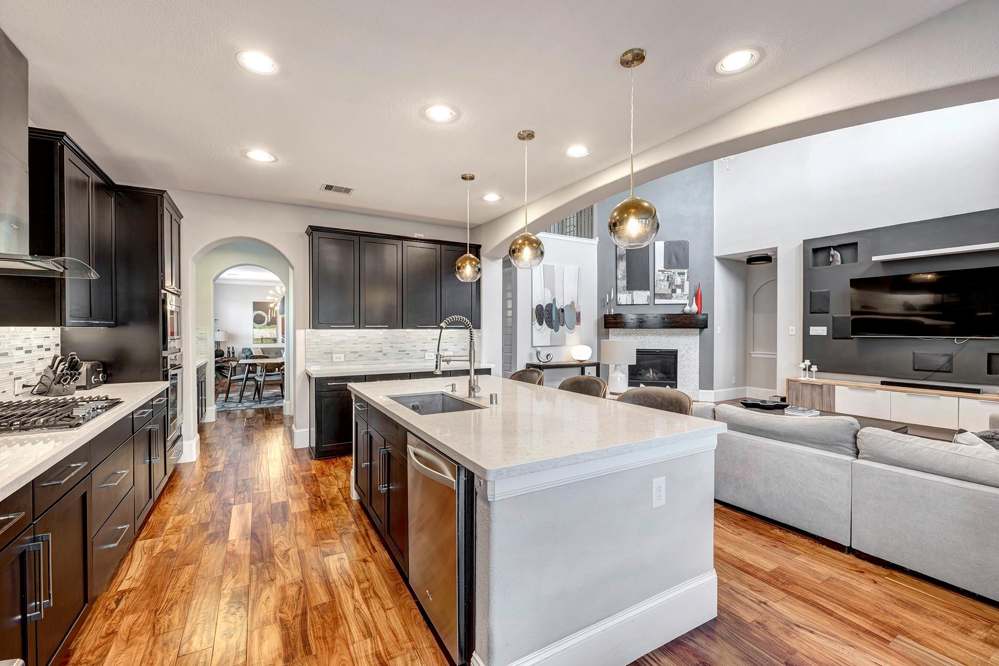 5002 Harvest Knoll Drive