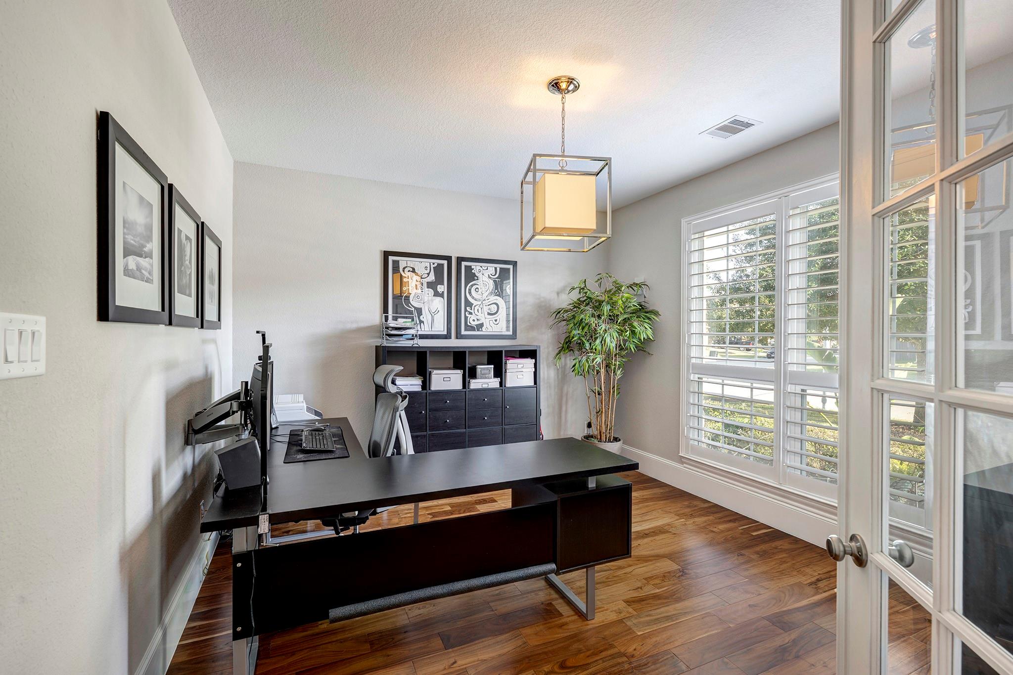 5002 Harvest Knoll Drive