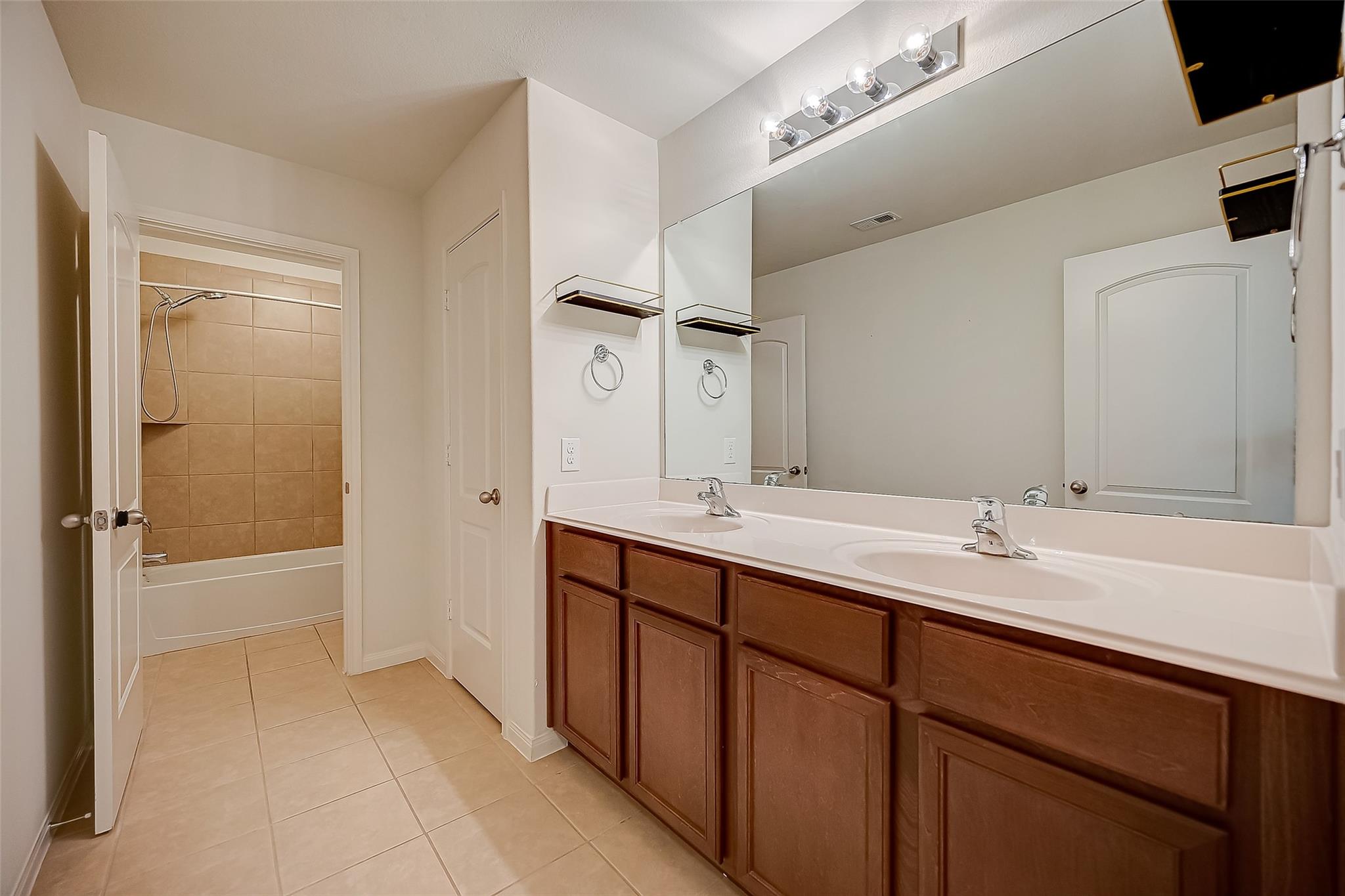 346 Apache Field Lane