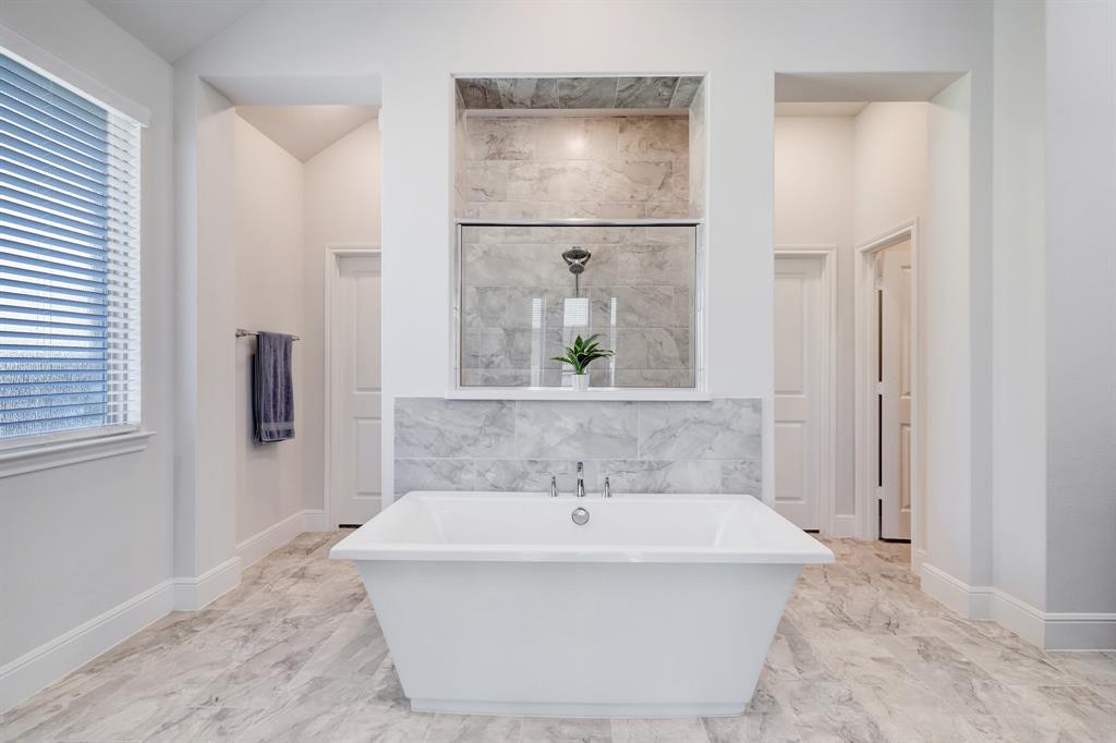 15333 Garnet Groves Drive