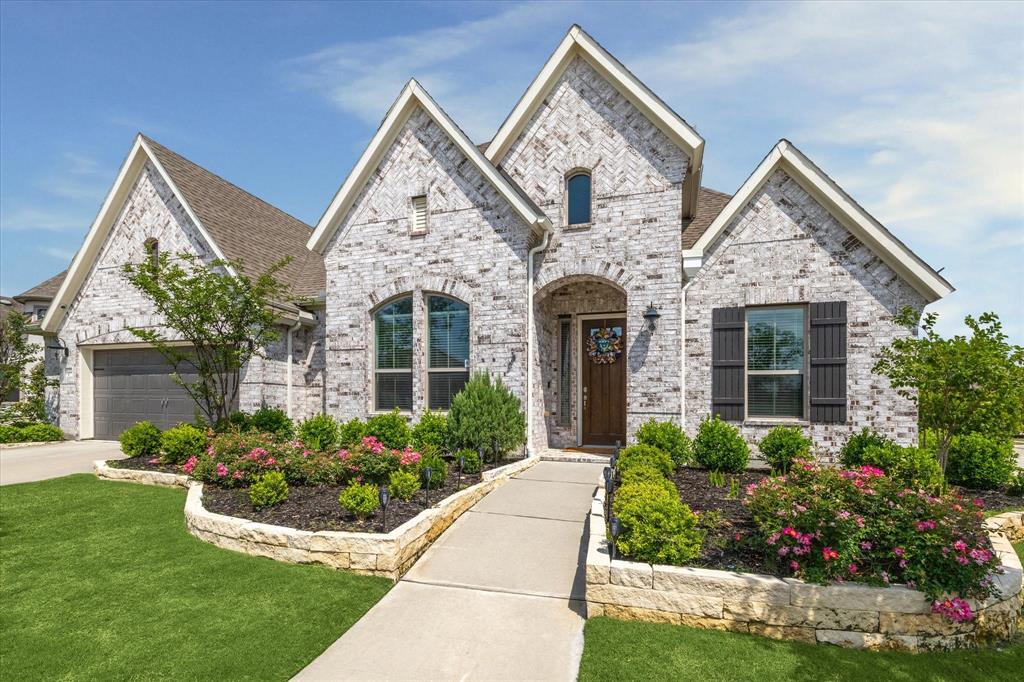 15333 Garnet Groves Drive
