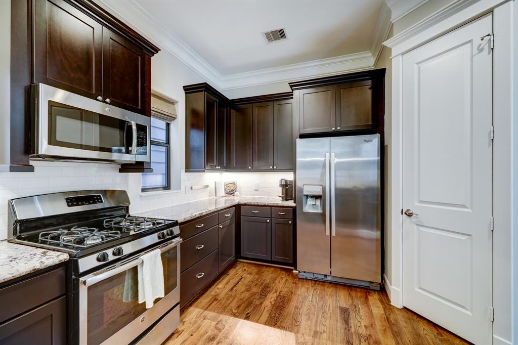 914 W 19th Street # B
