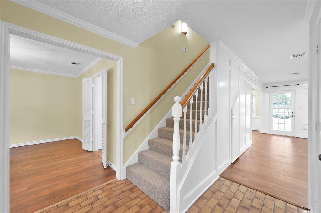 11 Postvine Court