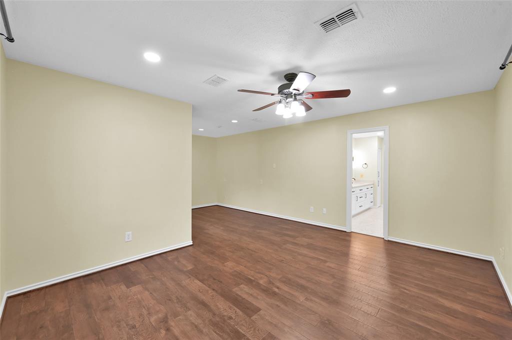 11 Postvine Court