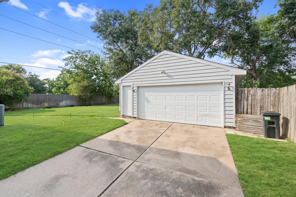 15614 Windy Cove Drive