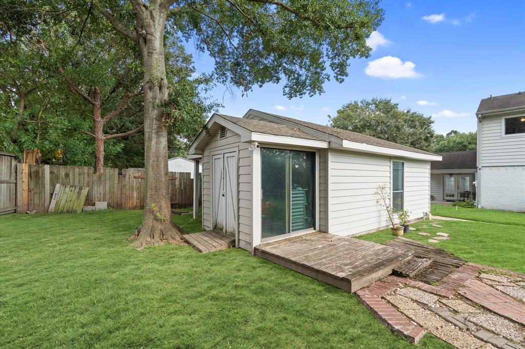15614 Windy Cove Drive