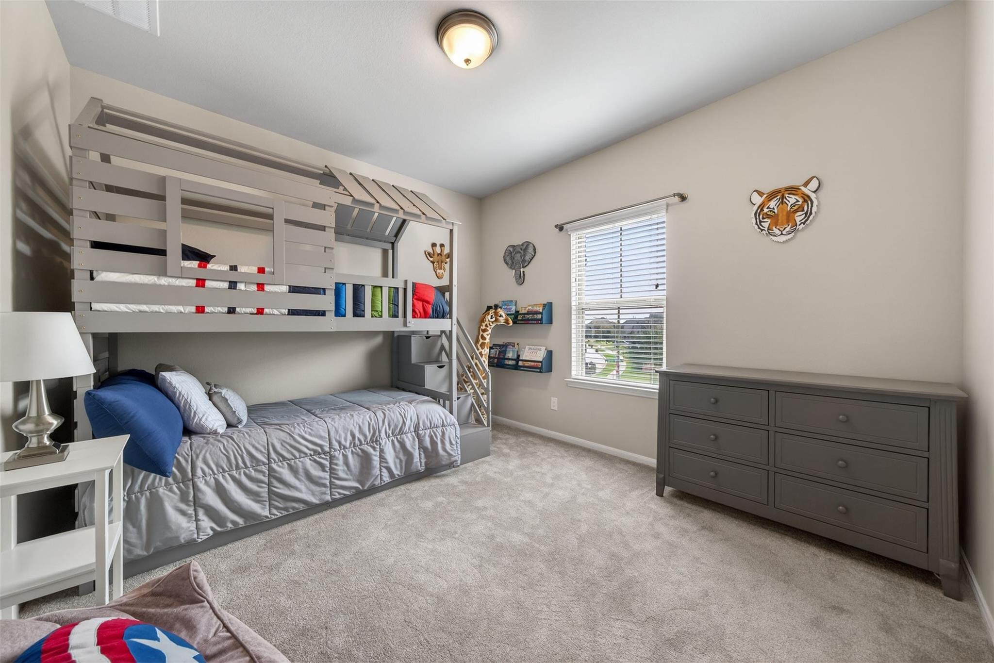 9555 Pappas Creek Court