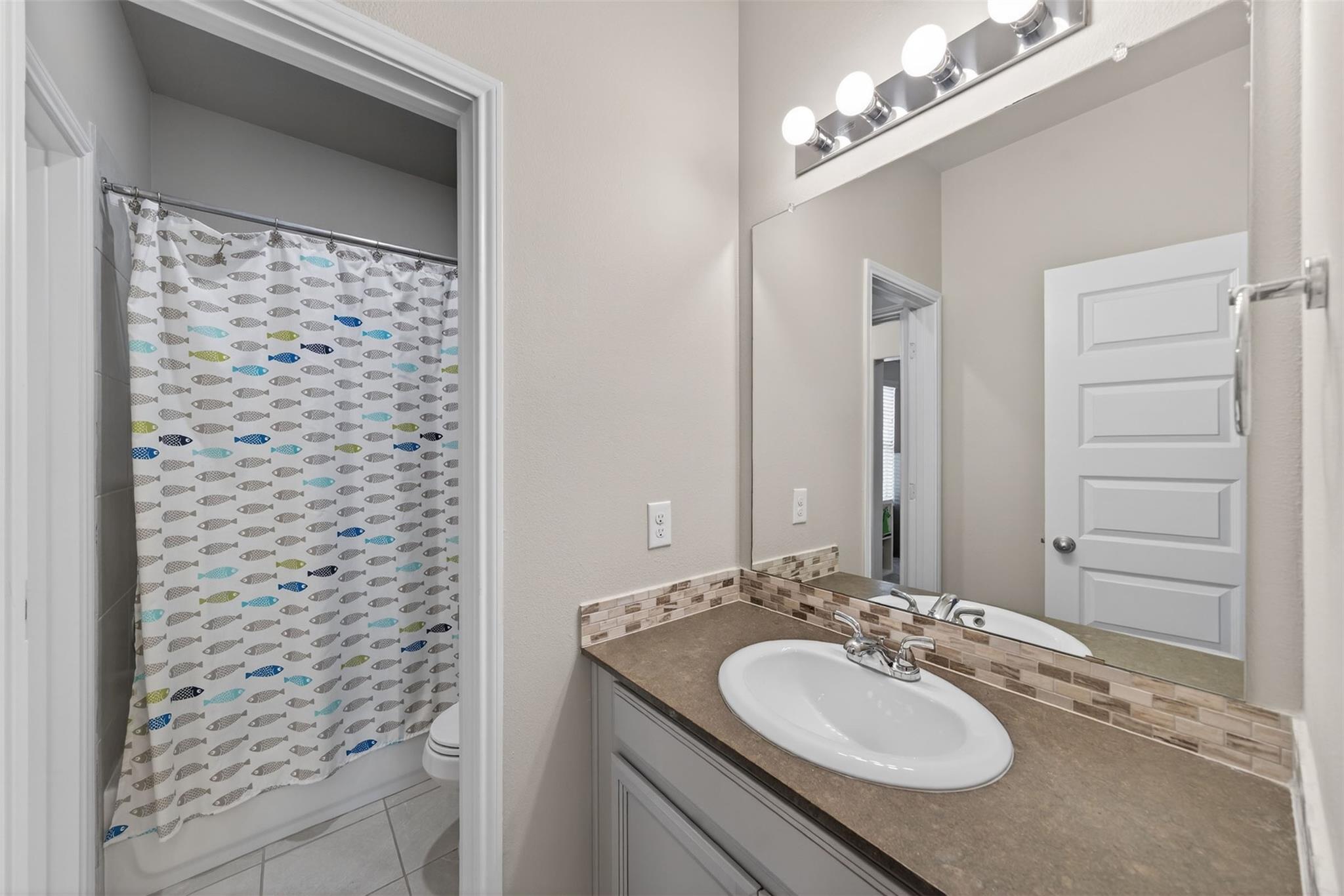 9555 Pappas Creek Court