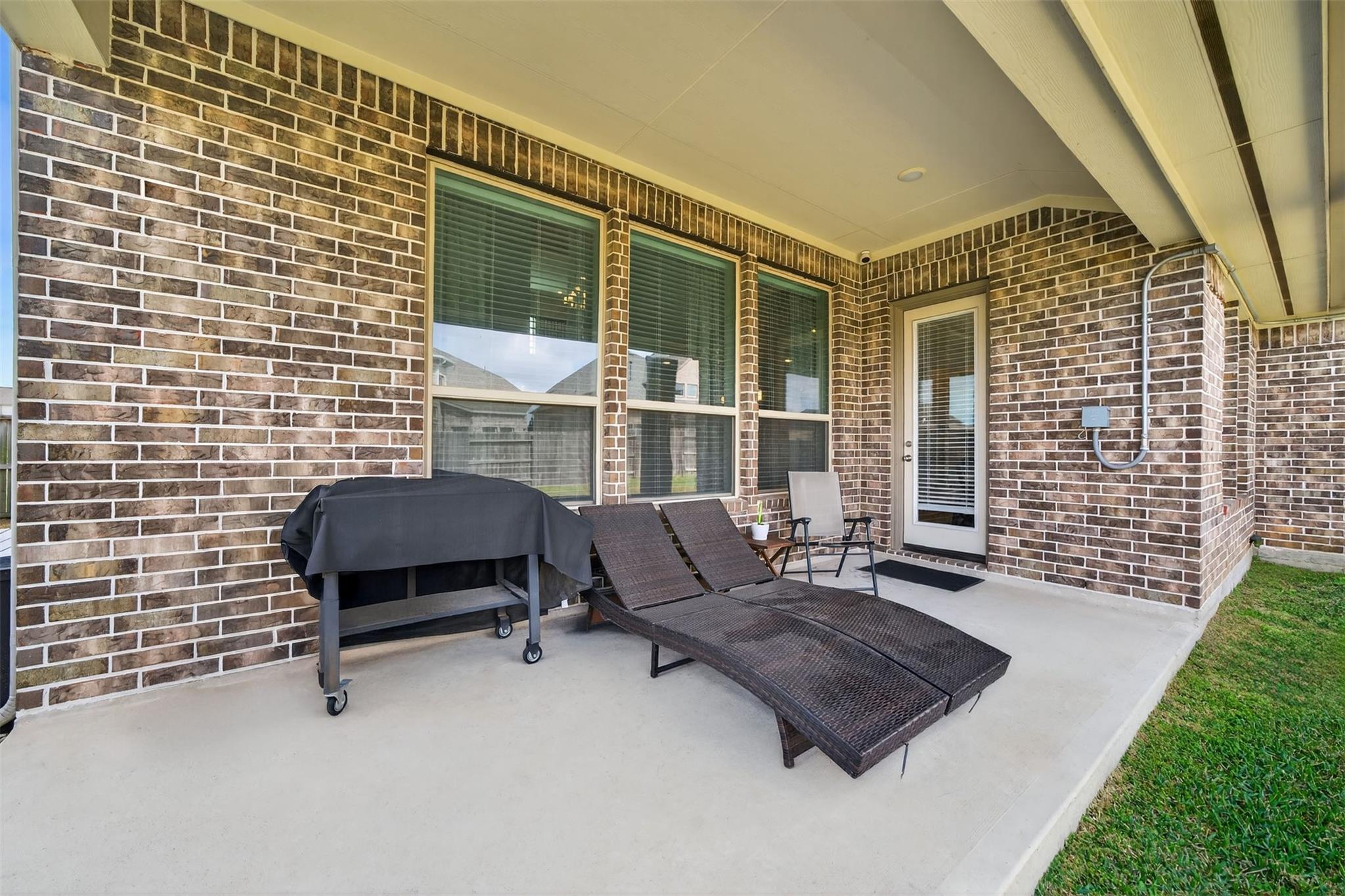 9555 Pappas Creek Court