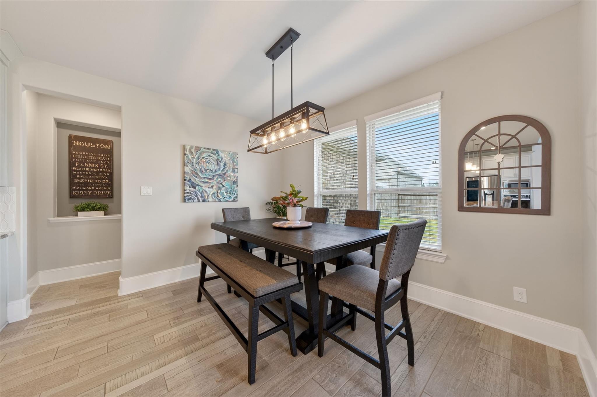 9555 Pappas Creek Court