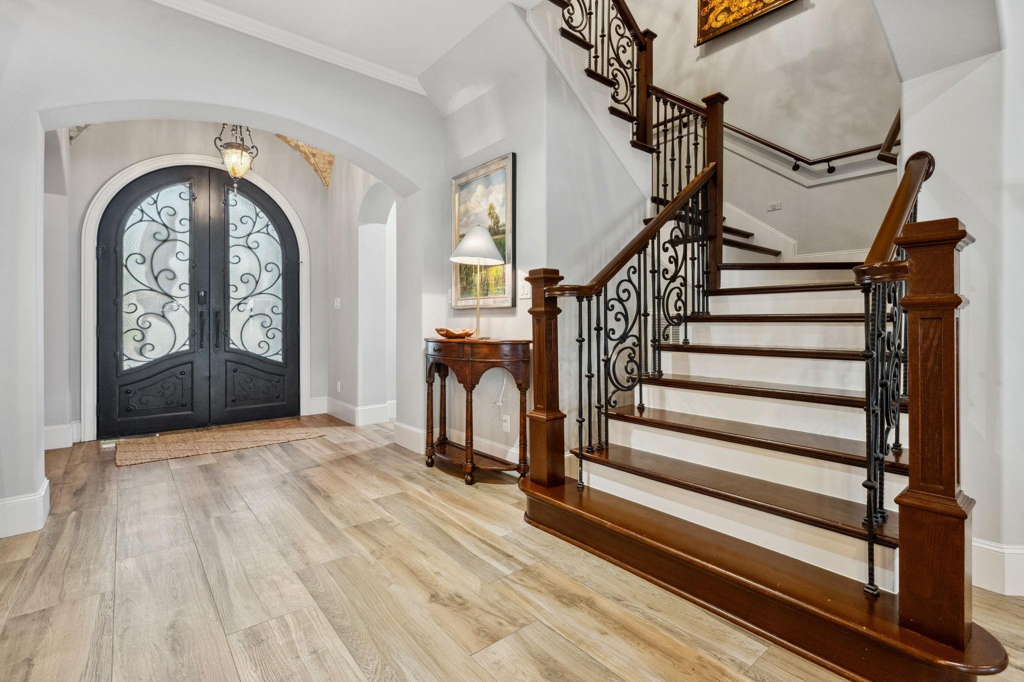 19102 Vantage View Lane