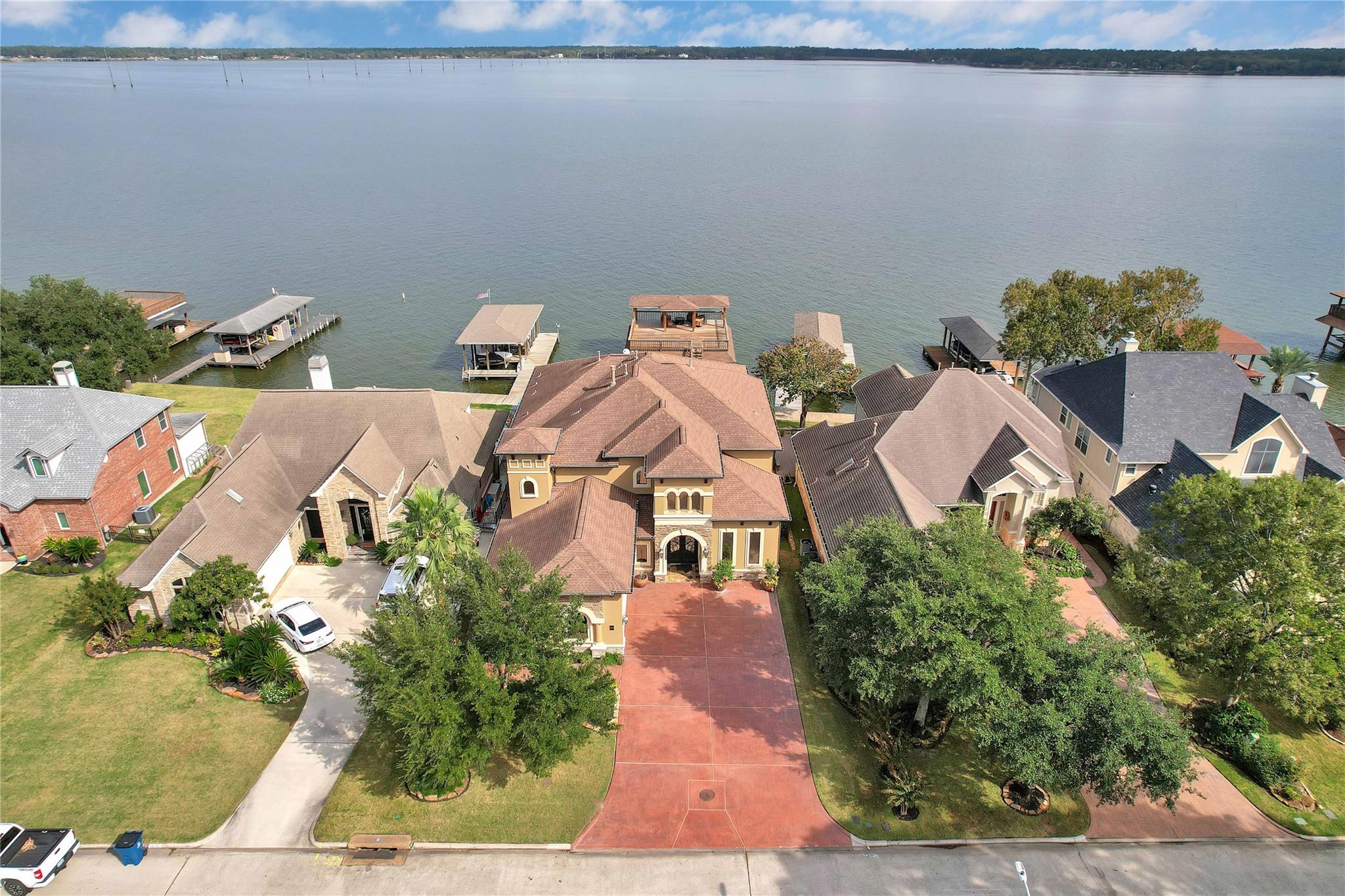 19102 Vantage View Lane