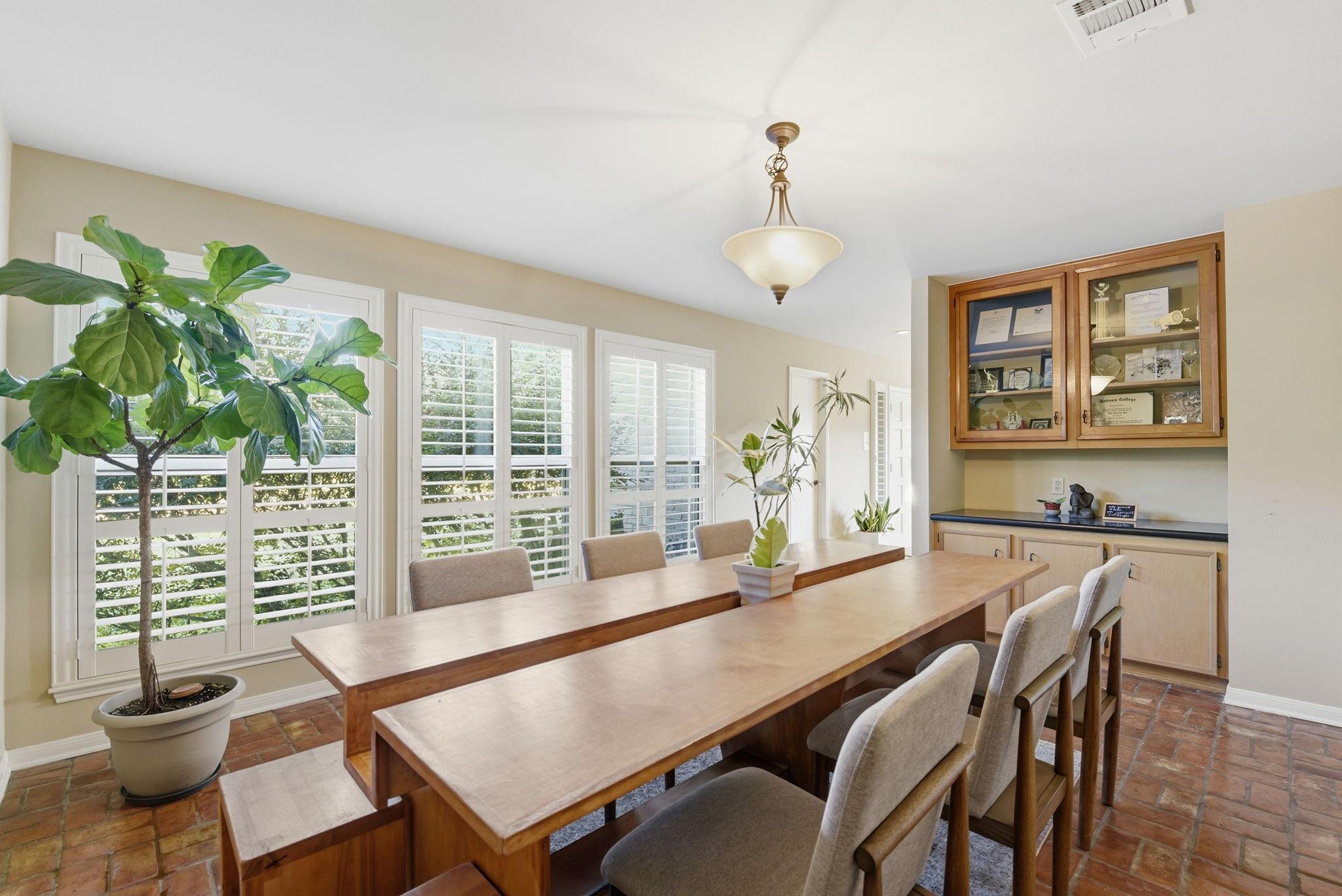 2238 Ashford Hollow Lane