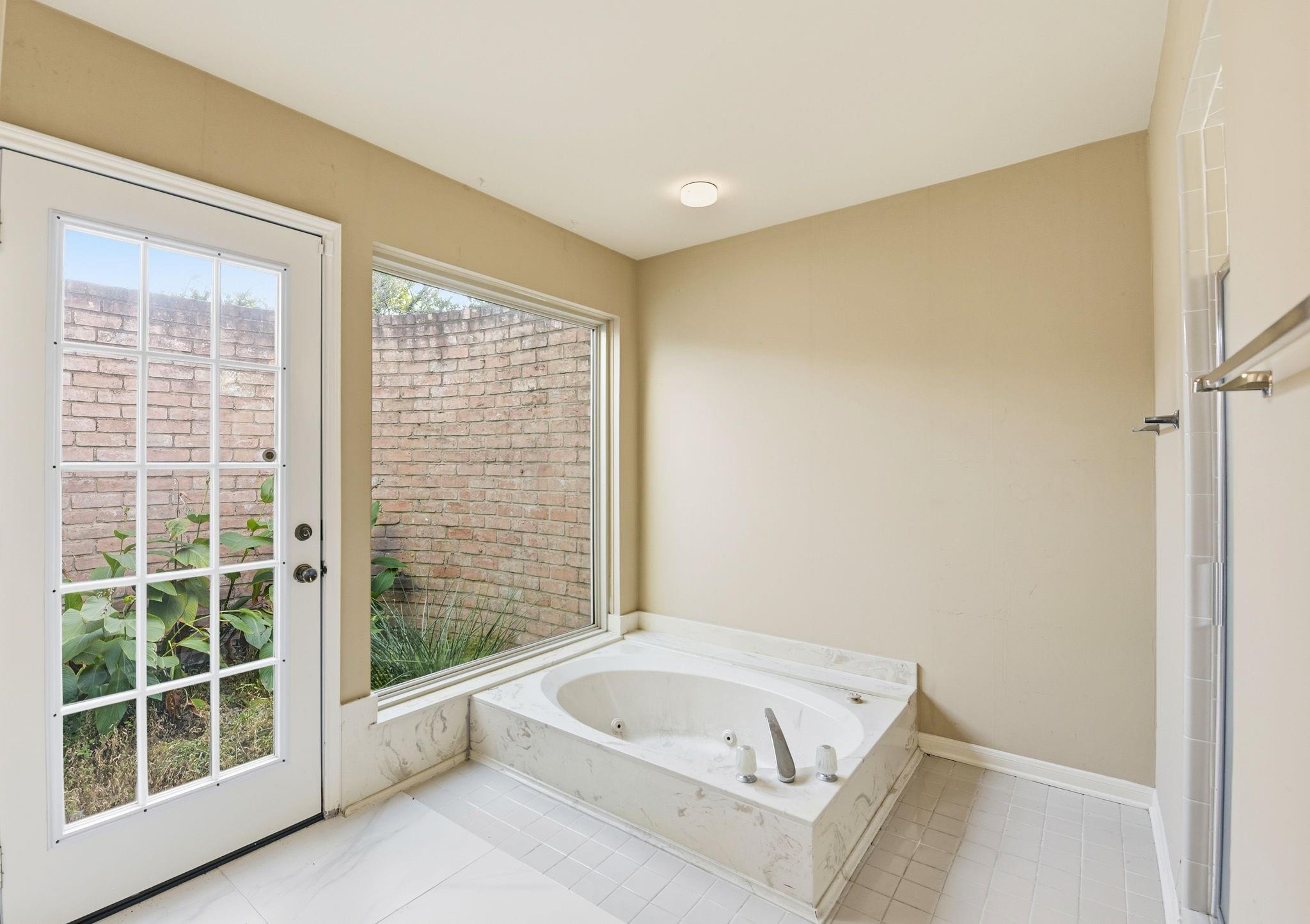 2238 Ashford Hollow Lane