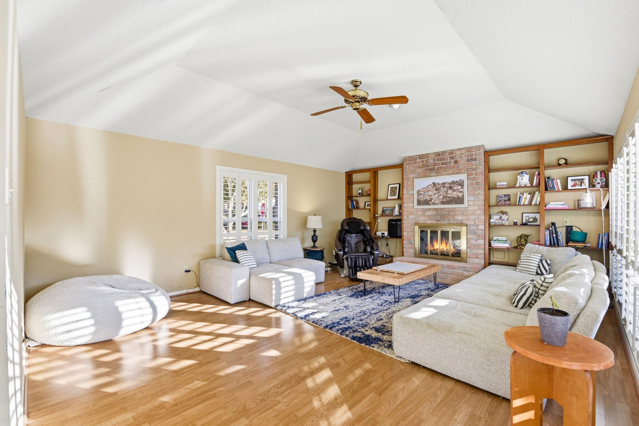 2238 Ashford Hollow Lane