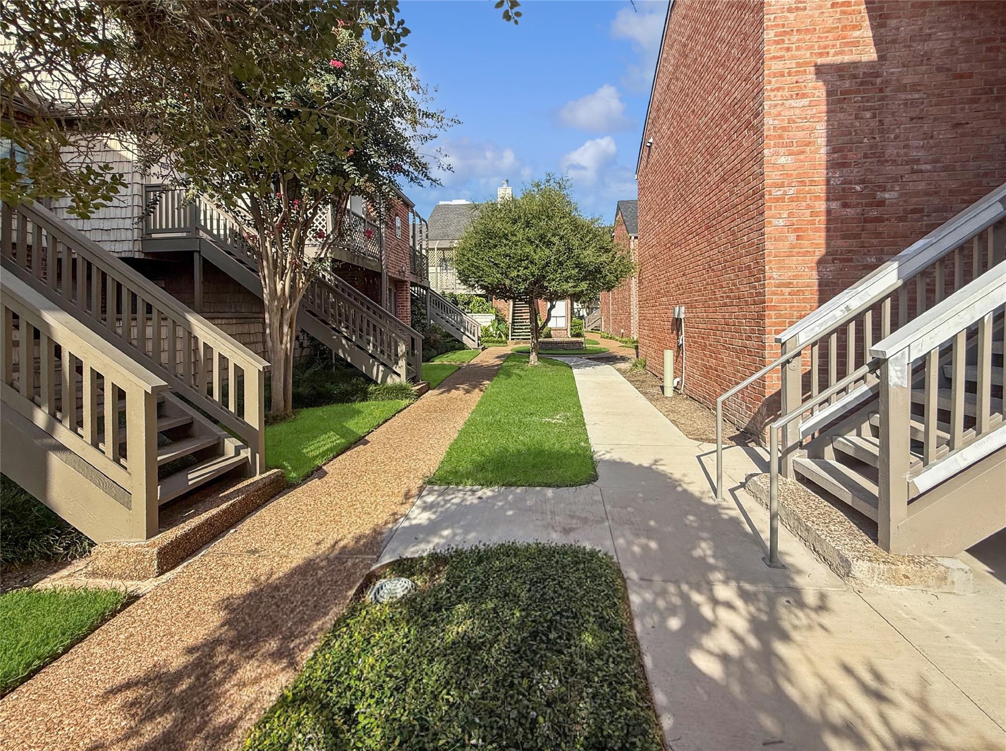 2829 Timmons Lane # 209