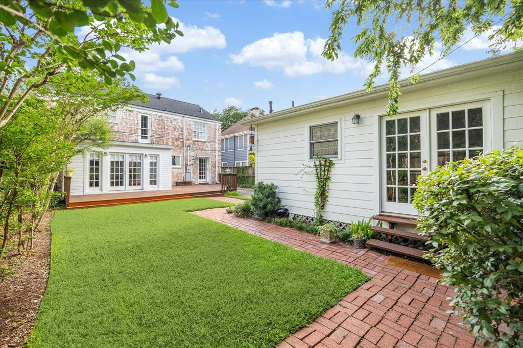 2016 Dryden Road