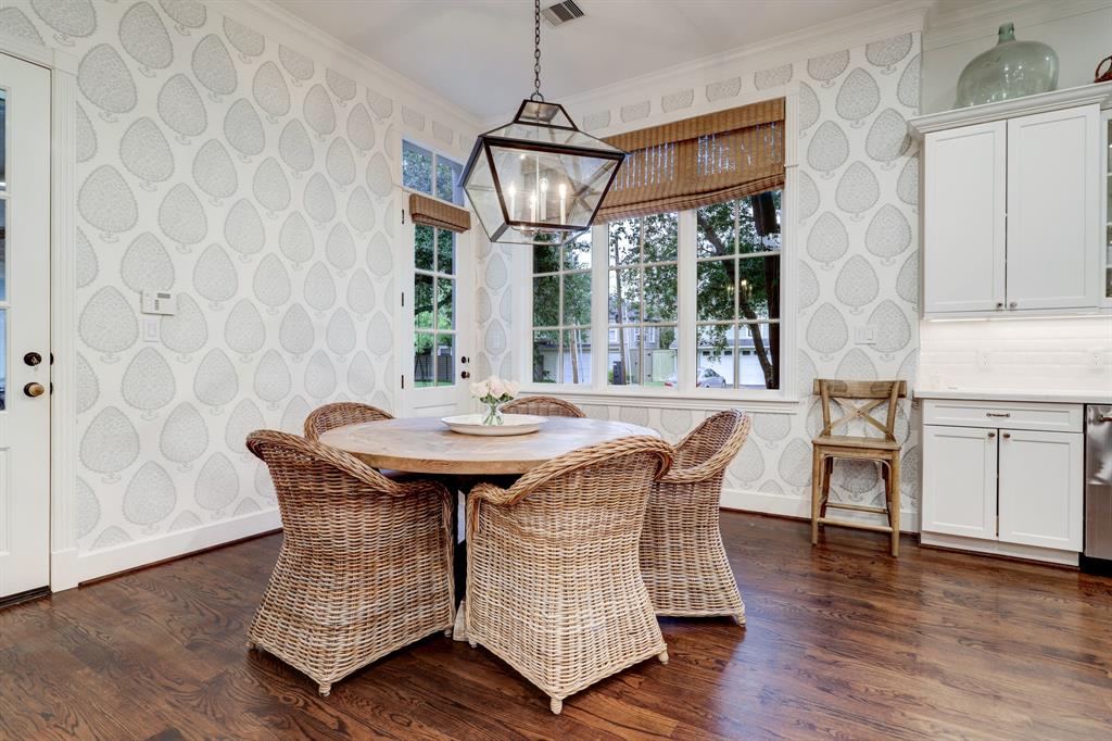 2704 Barbara Lane