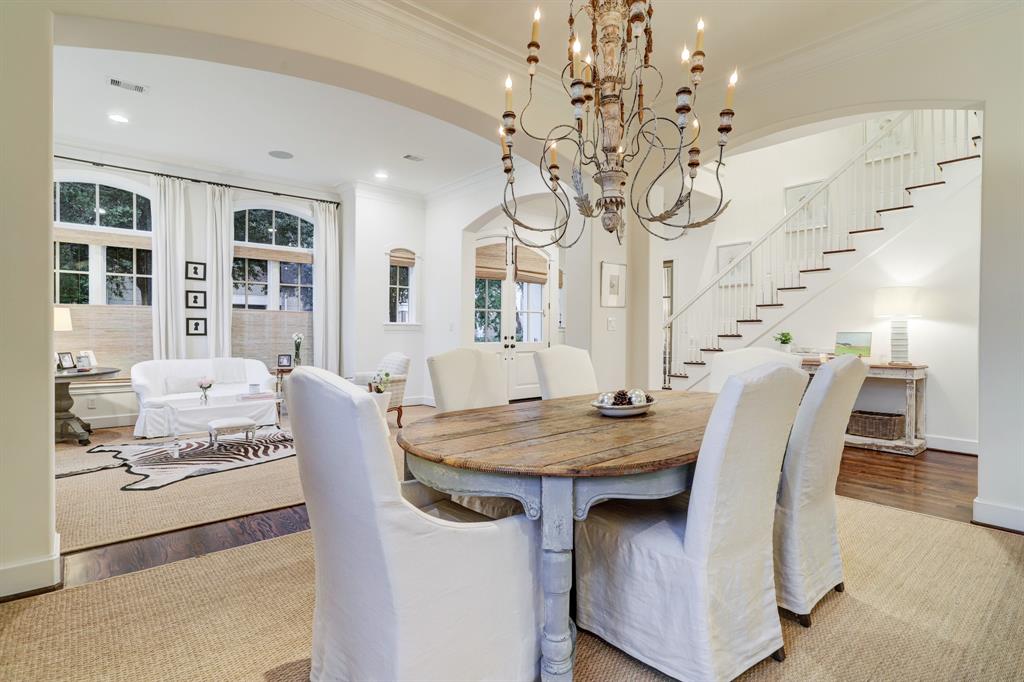 2704 Barbara Lane