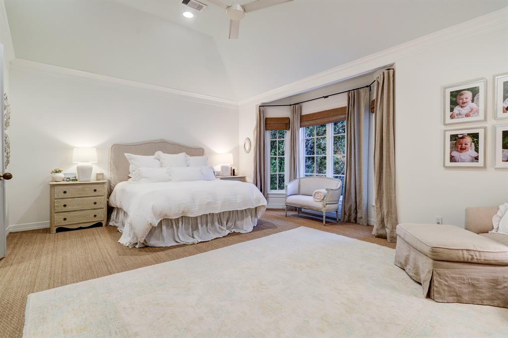 2704 Barbara Lane