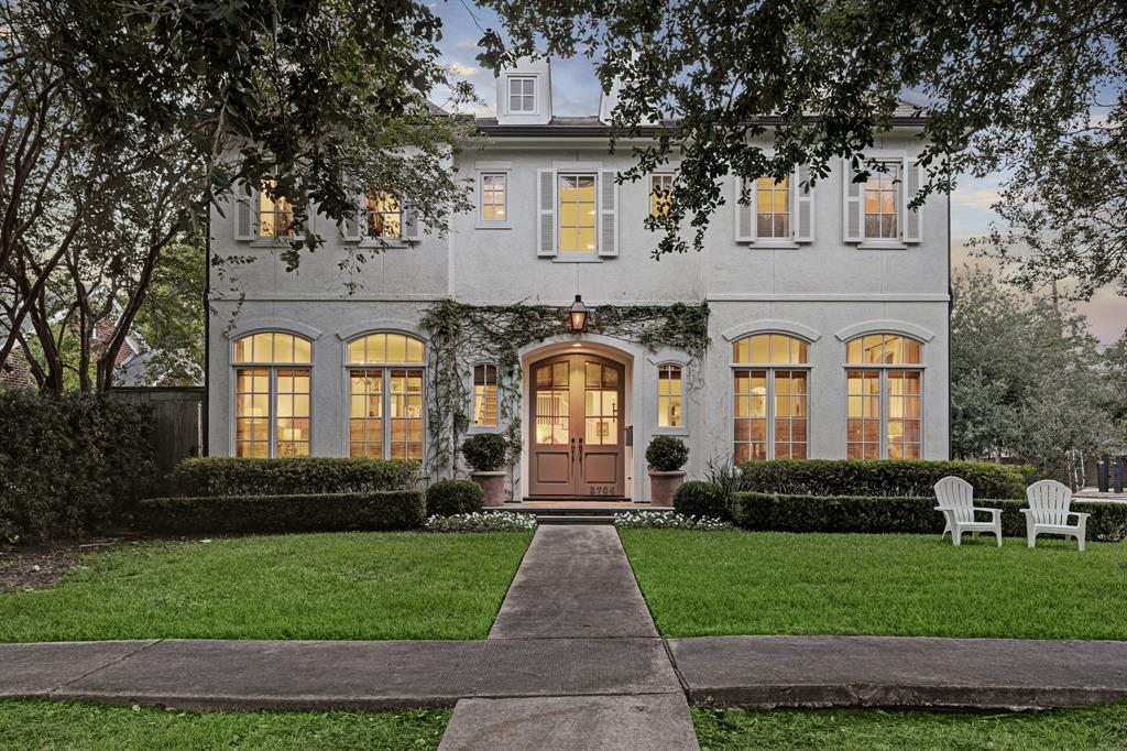 2704 Barbara Lane